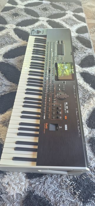 De vânzare Korg pa4x internațional