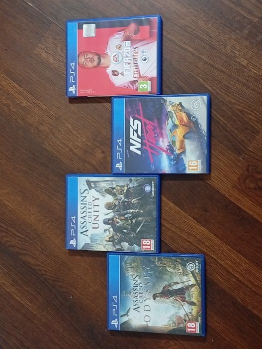 CD-uri ps4 stare excelenta