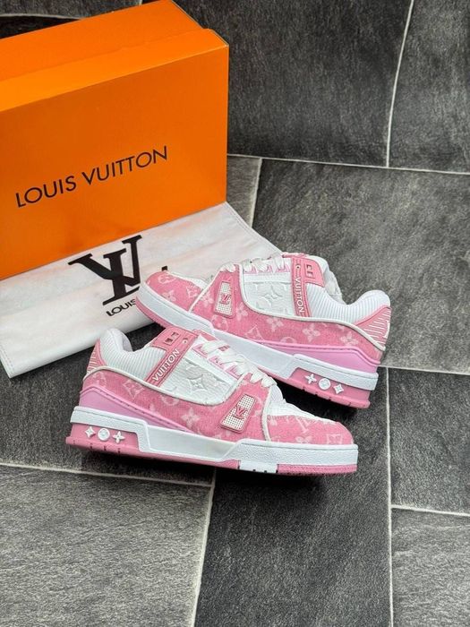 Adidasi unisex Lv