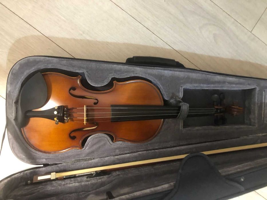 Продам скрипку 1/2