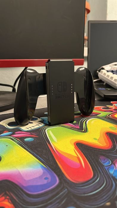 Consola NINTENDO Switch Super Mario Odyssey Special Edtion (Joy-Con Re