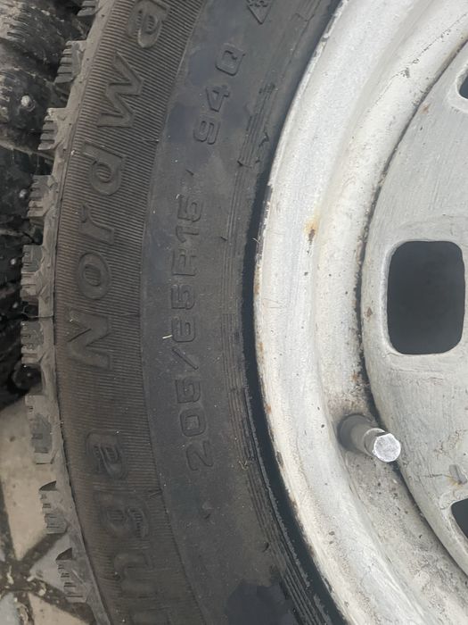 Продам шина на диске 4 шт.