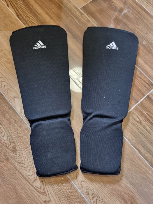 Протектори за крака Adidas