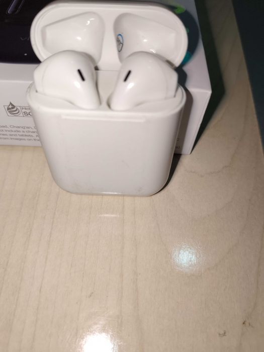 VIVO наушники новый