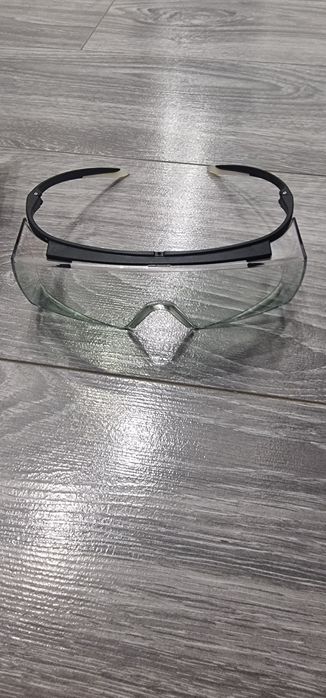 Продам очки фирмы uvex