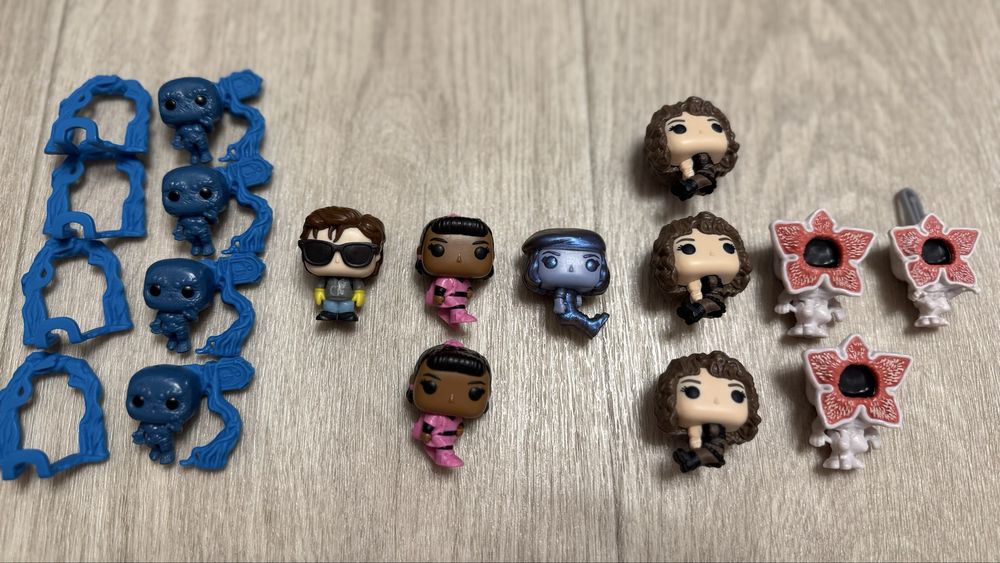 Продам фигурки ОСД 700 тг