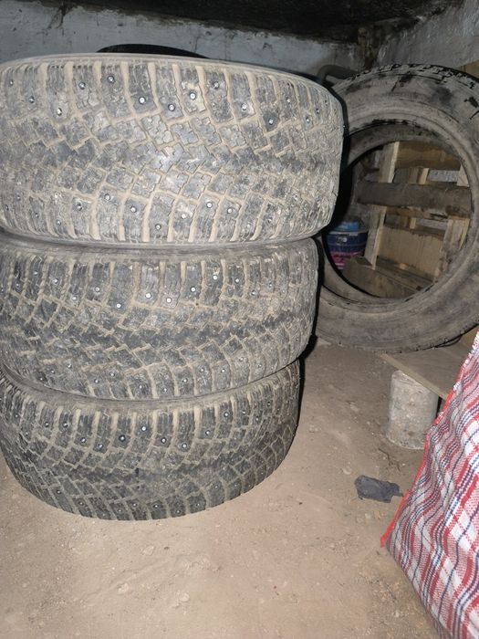 Продам зимние шины 255*55*R17