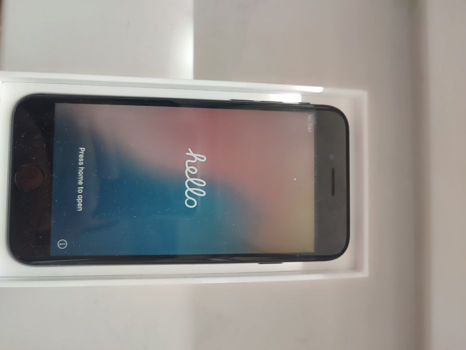 iPhone se продам