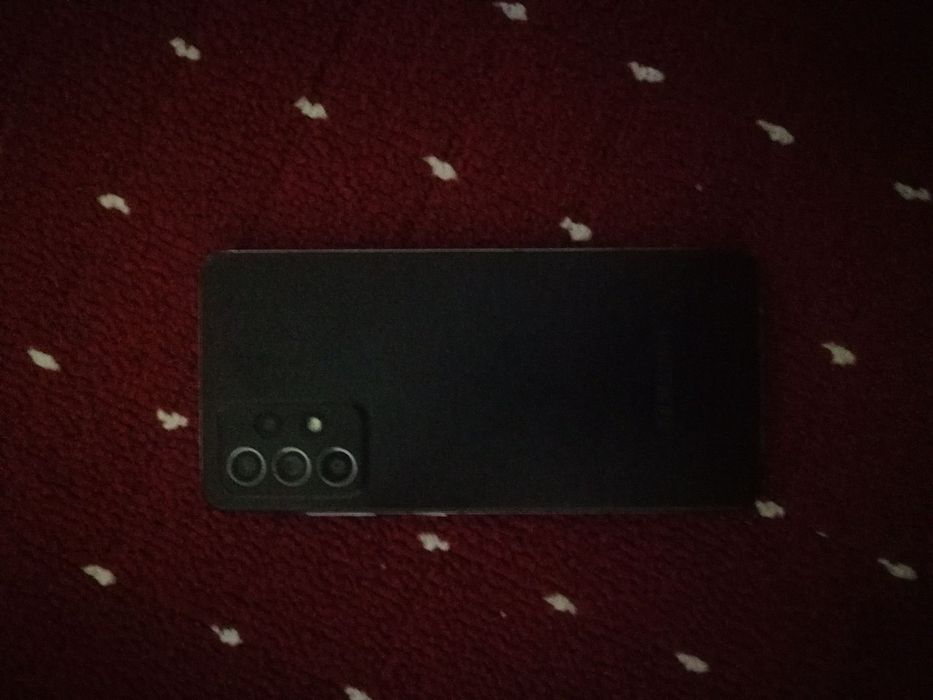 Telefon sotiladi