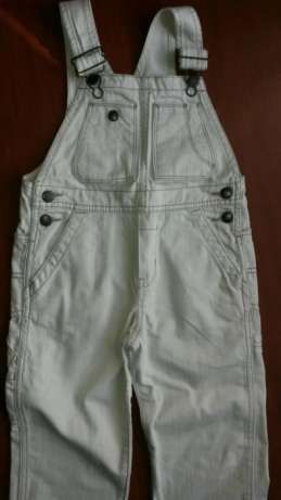 Salopeta OSHKOSH 4T = 4 toddler = 4 ani, NOUA, B3