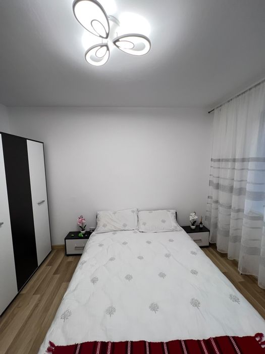 Apartament 3 camere renovat complet in Deveselu, jud.Olt