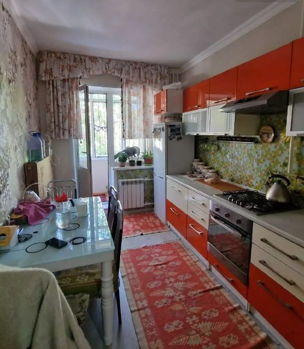 Продаю квартиру, 3-х комн
