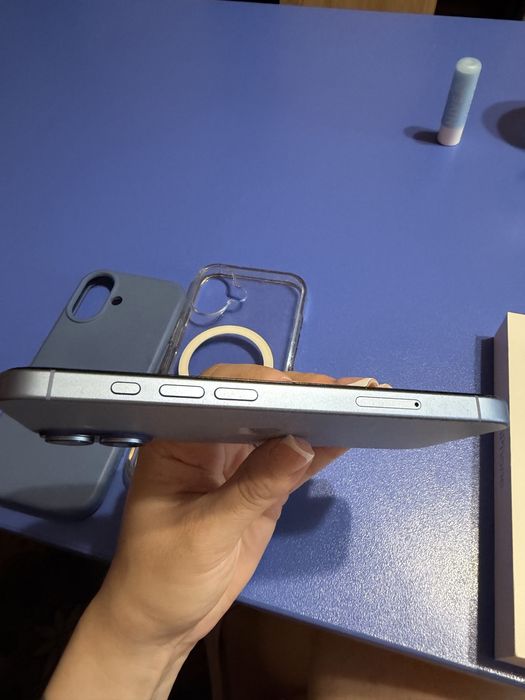 Iphone 17 син цвят