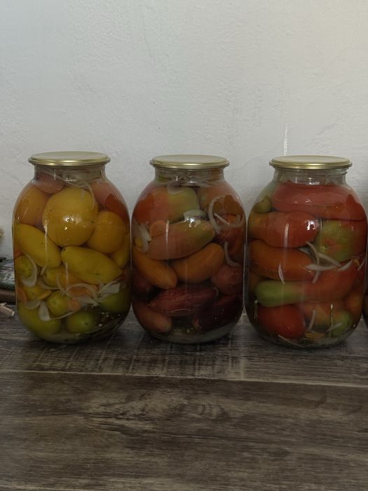 Продам домашние соленья, томатный сок