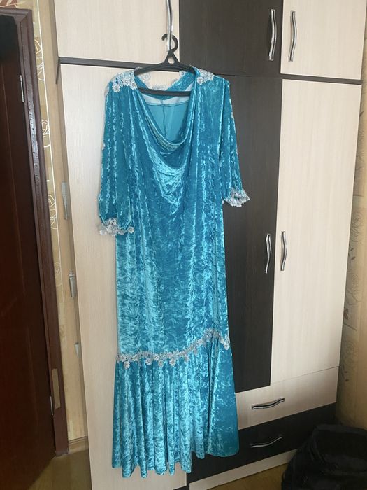 Нарядные платье ,50-52-54