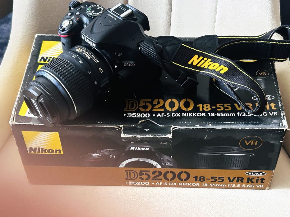Продам фотоопарат Nikon