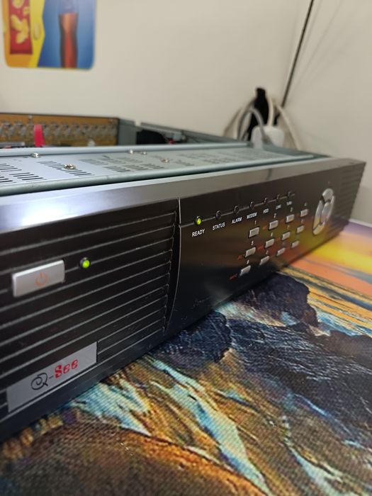 DVR cu 32 canale și HDD 160GB