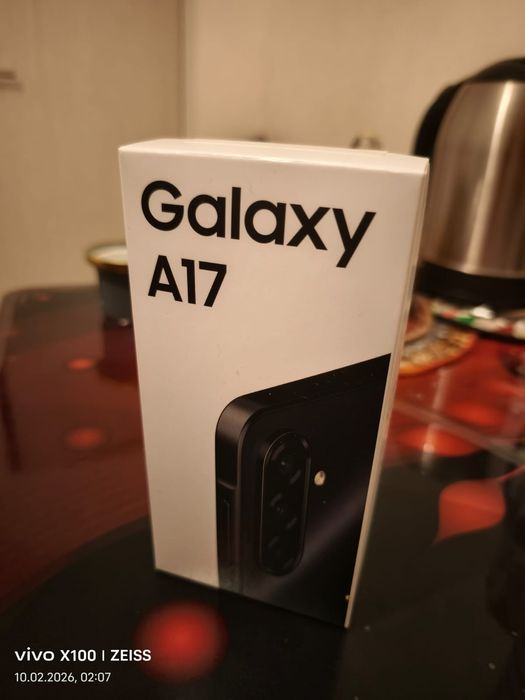 Продам смартфон новый