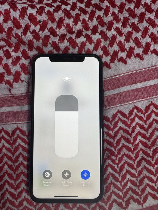 Продам айфон 11 про на 64гб