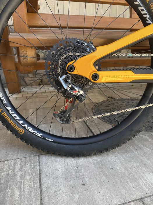 yt capra custom