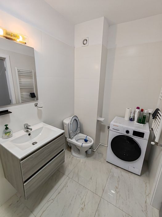 Vand apartament 2 camere