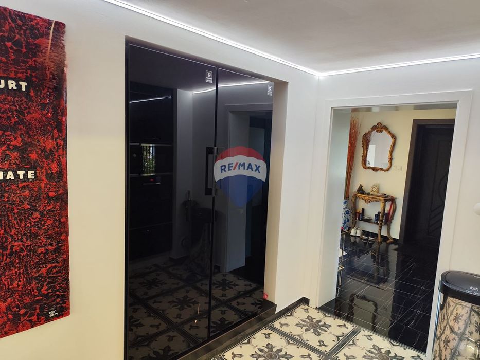 Къща в м-ст Ален Мак гр. Варна, ТЕ