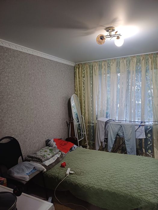 Продам ком в общежитии . Центр
