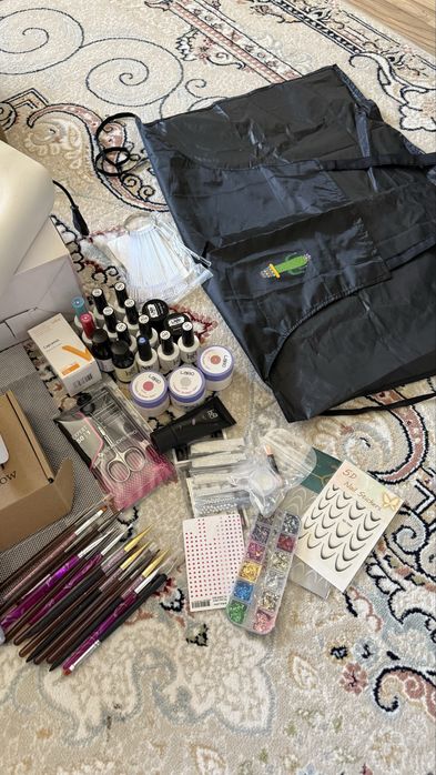 Продам маникюрный набор все есть