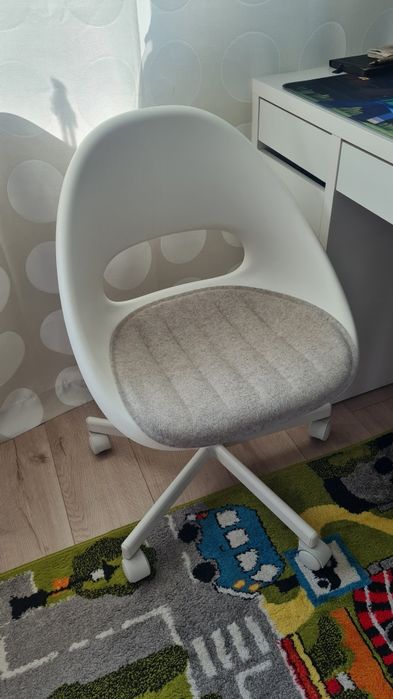 Стол+стул икеа продам