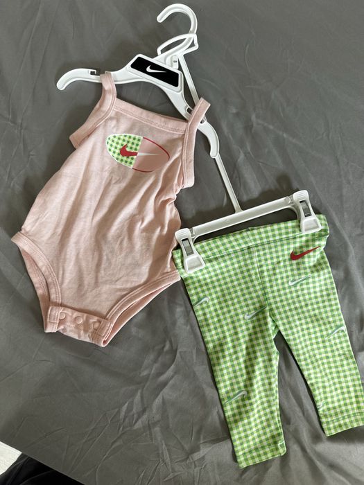 Nike комплект6-9 м