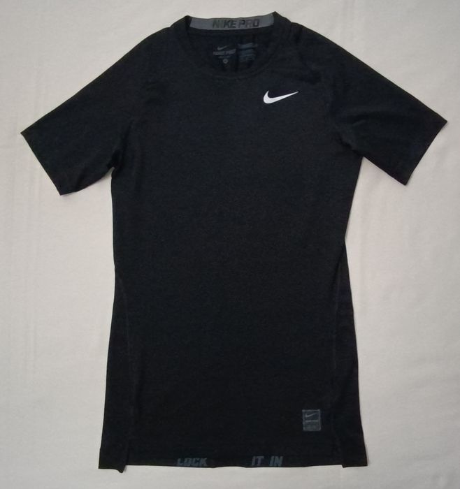 Nike PRO DRI-FIT Compression Tee оригинална тениска S Найк спортна фланелка спорт фитнес тренировки