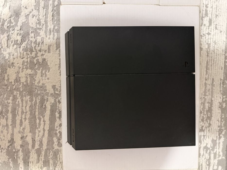 Sony PlayStation 4