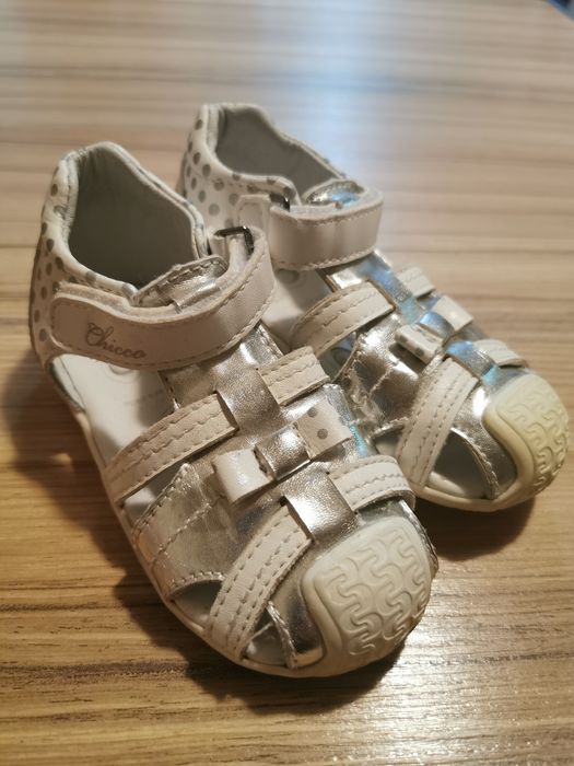 Sandale Chicco 23