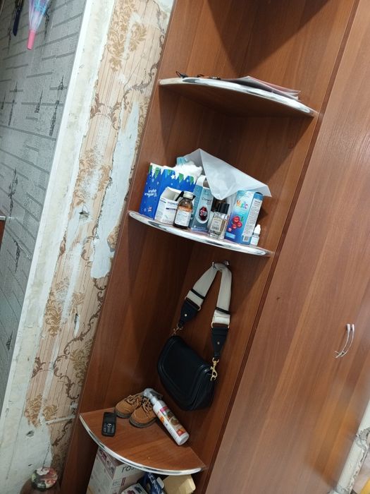 Продаётся шкаф и обуыница для прихожая