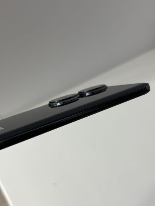 Продам телефон HONOR 90 512gb