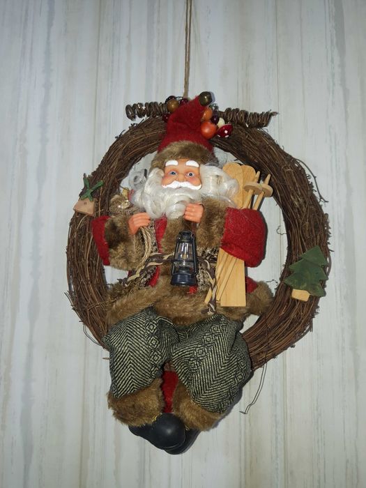 Продаются новогодние украшения игрушки