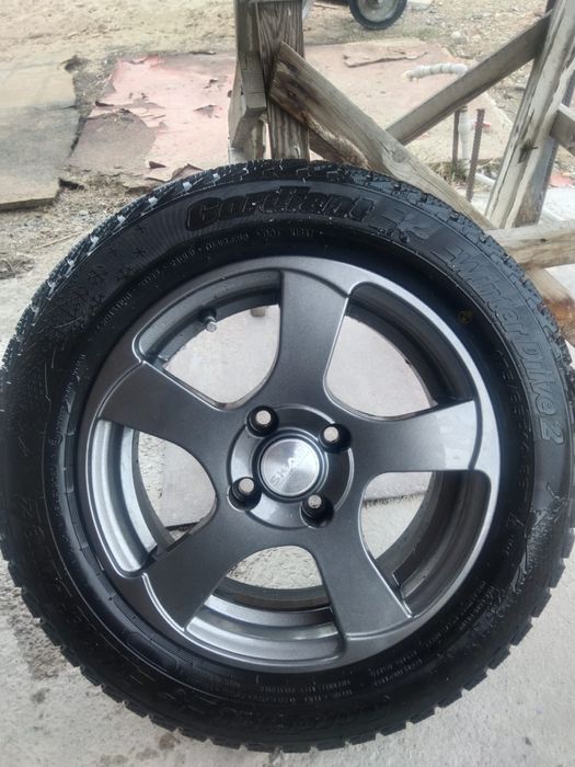 Диски с зимней резиной