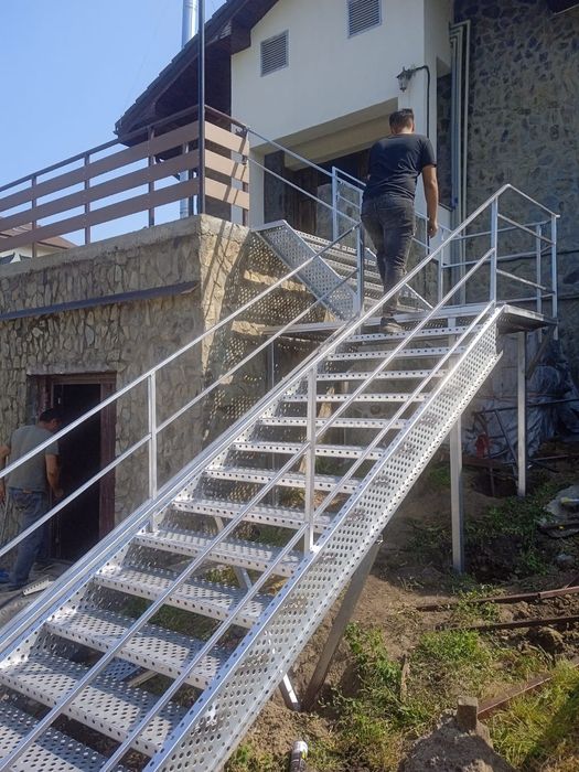 Facem scări zincate la comanda oferim montaj și transport toată țara