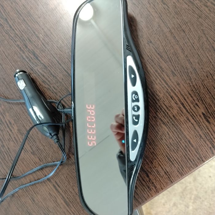 Oglindă auto  cu bluetooth