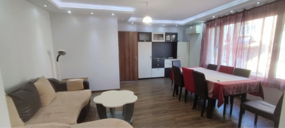 Дава се под наем Тристаен апартамент в к.к. Слънчев ден - 95 кв.м за 663 € - Снимка #1