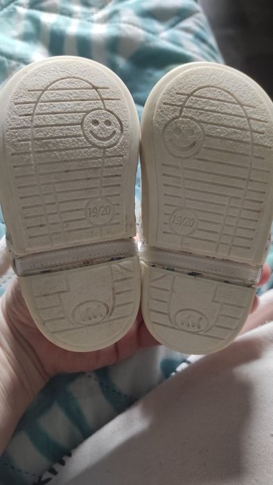 Бебешки обувки за прохождане