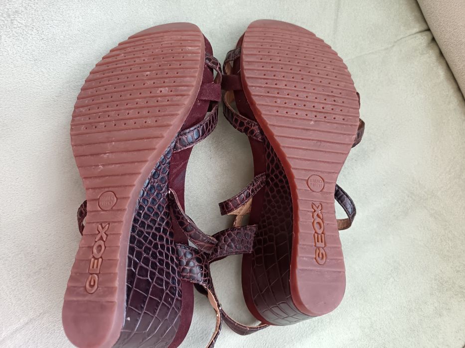 Sandale femei piele maro Geox cu talpa plină