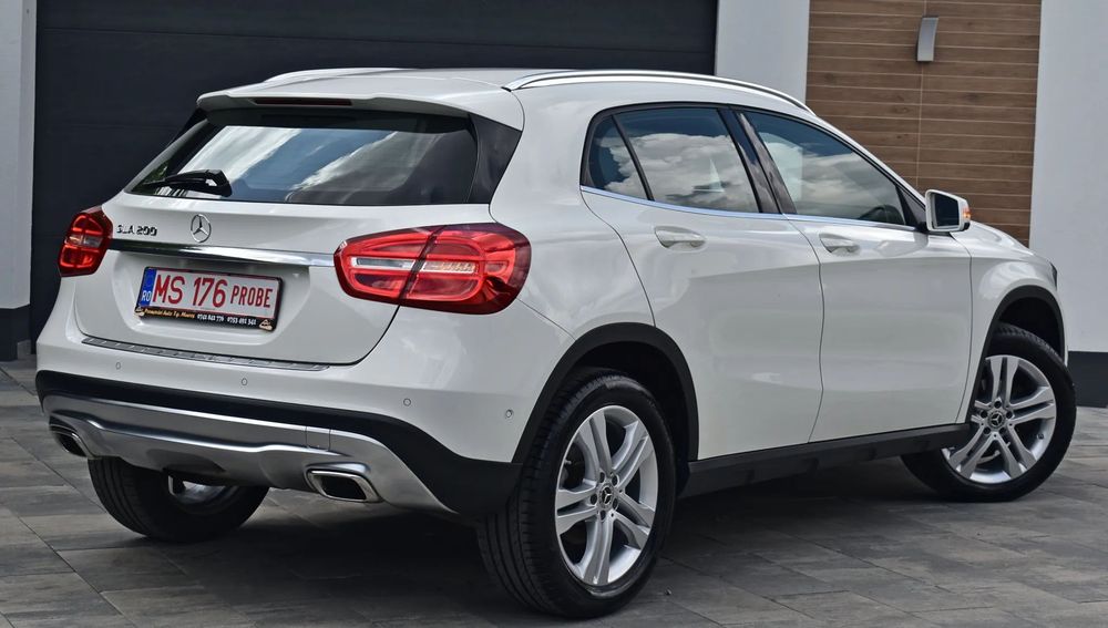 Mercedes-Benz GLA ~1.6 Benzina~AUTOMAT~Bixenon~Camera~Urban Edition~GARANTIE 1 AN ~