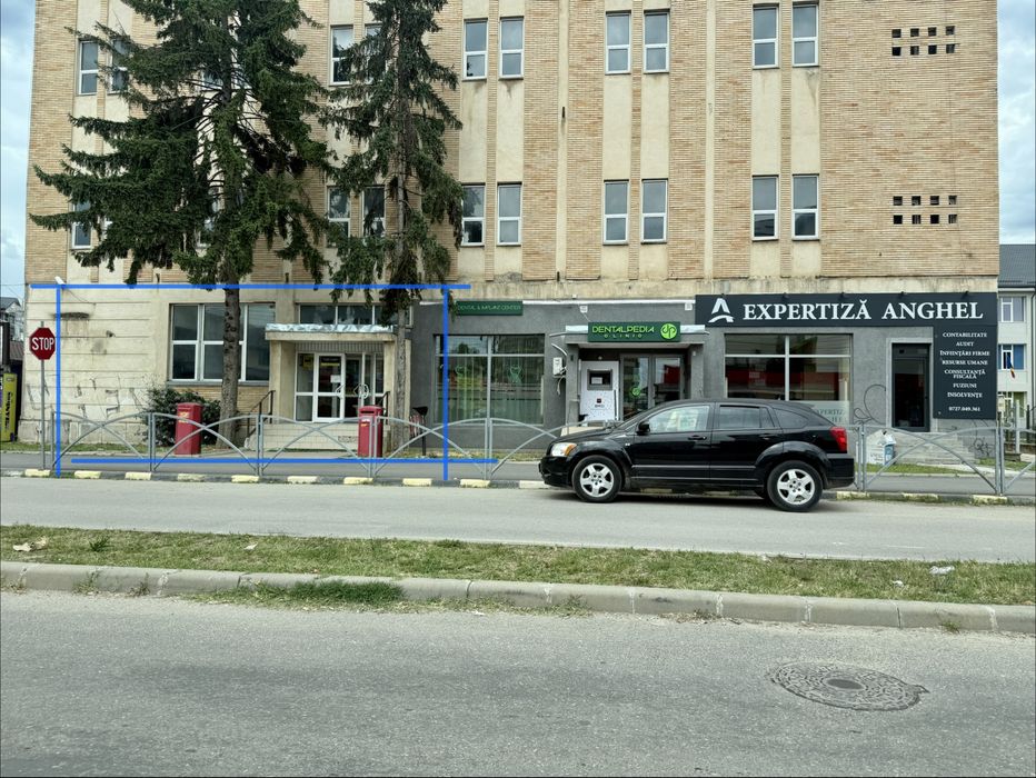 Inchiriez spatiu comercial (POSTA)