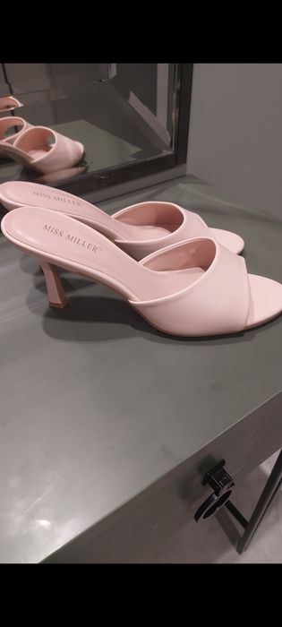 Кроссы и мюлли  40рр