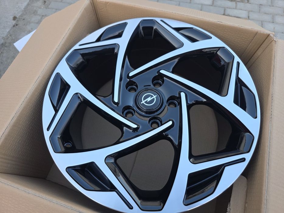 Jante de aliaj opel insignia pe 18 marca rc wheels  model 172