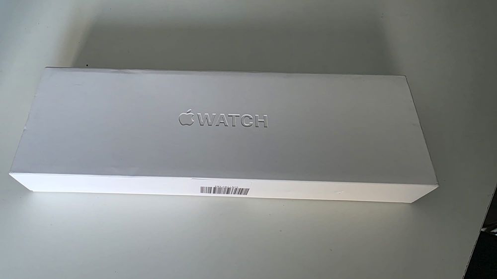 Apple Watch Series 11, 46 mm, GPS, Jet Black, aluminiu, Black Sport Band M/L, cod MEUX4ET/A.