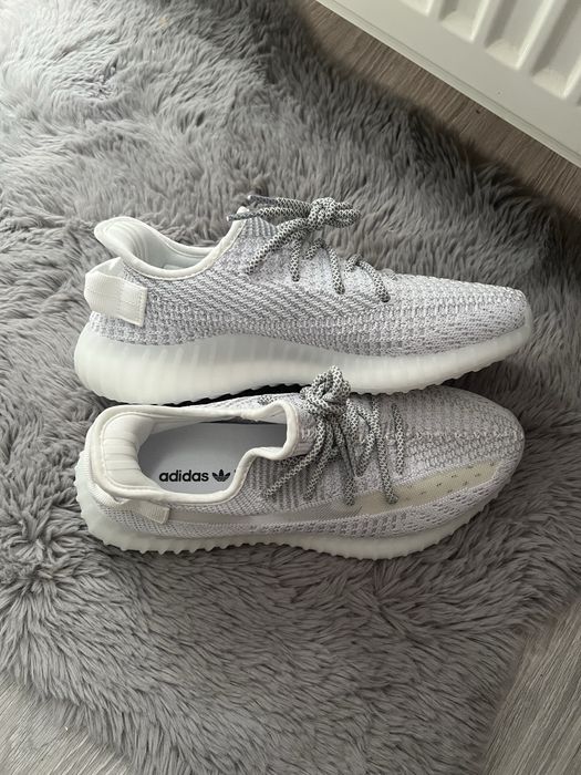 Yeezy Boost 350 noi nouti