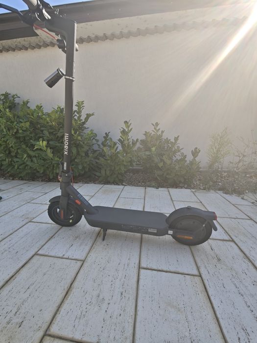 Super Pret!!!Trotineta Xiaomi 4 gen 2