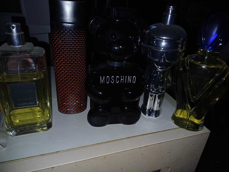 Лот от парфюми Moschino,Lagerfield,Klein